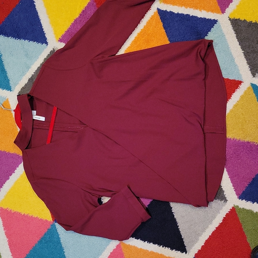 Strappy neck burgundy top size  L